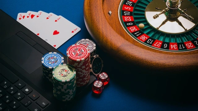 What Does Doubling Down Mean in Blackjack?